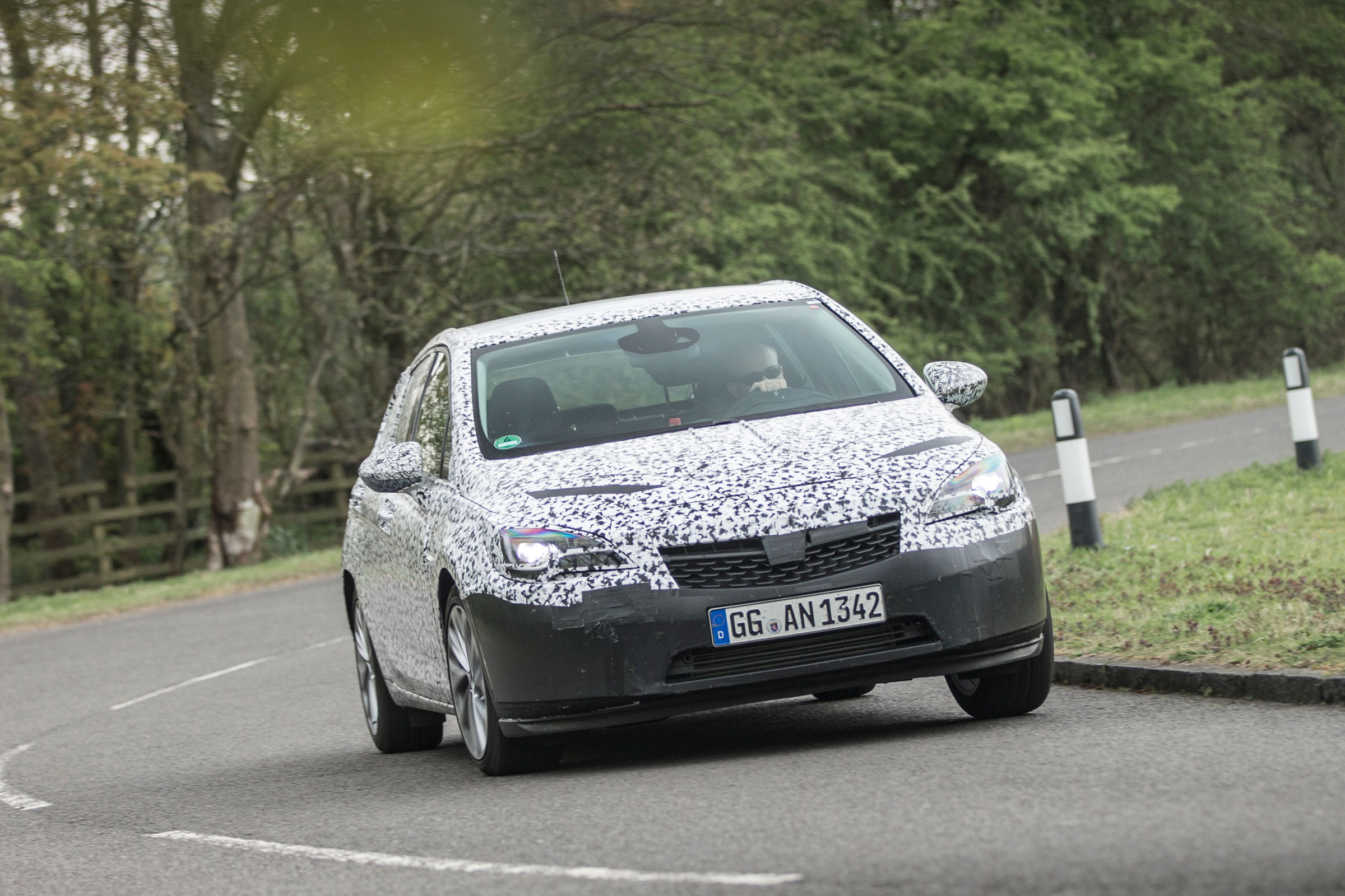 Vauxhall Astra prototype - front cornering