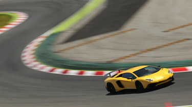 Lamborghini Aventador SV 2015 - on track