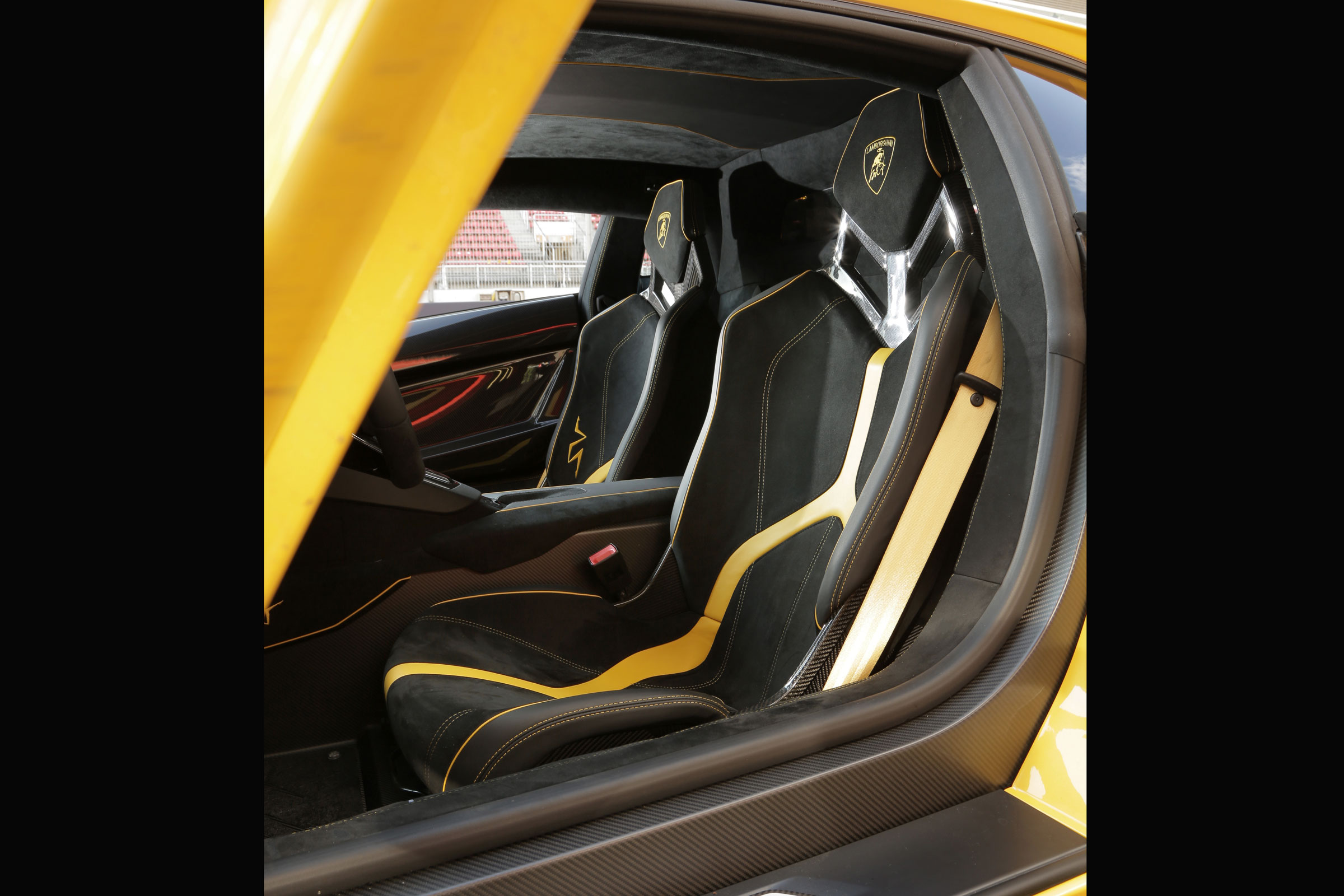 Lamborghini Aventador SV 2015 - seats