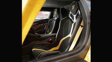 Lamborghini Aventador SV 2015 - seats