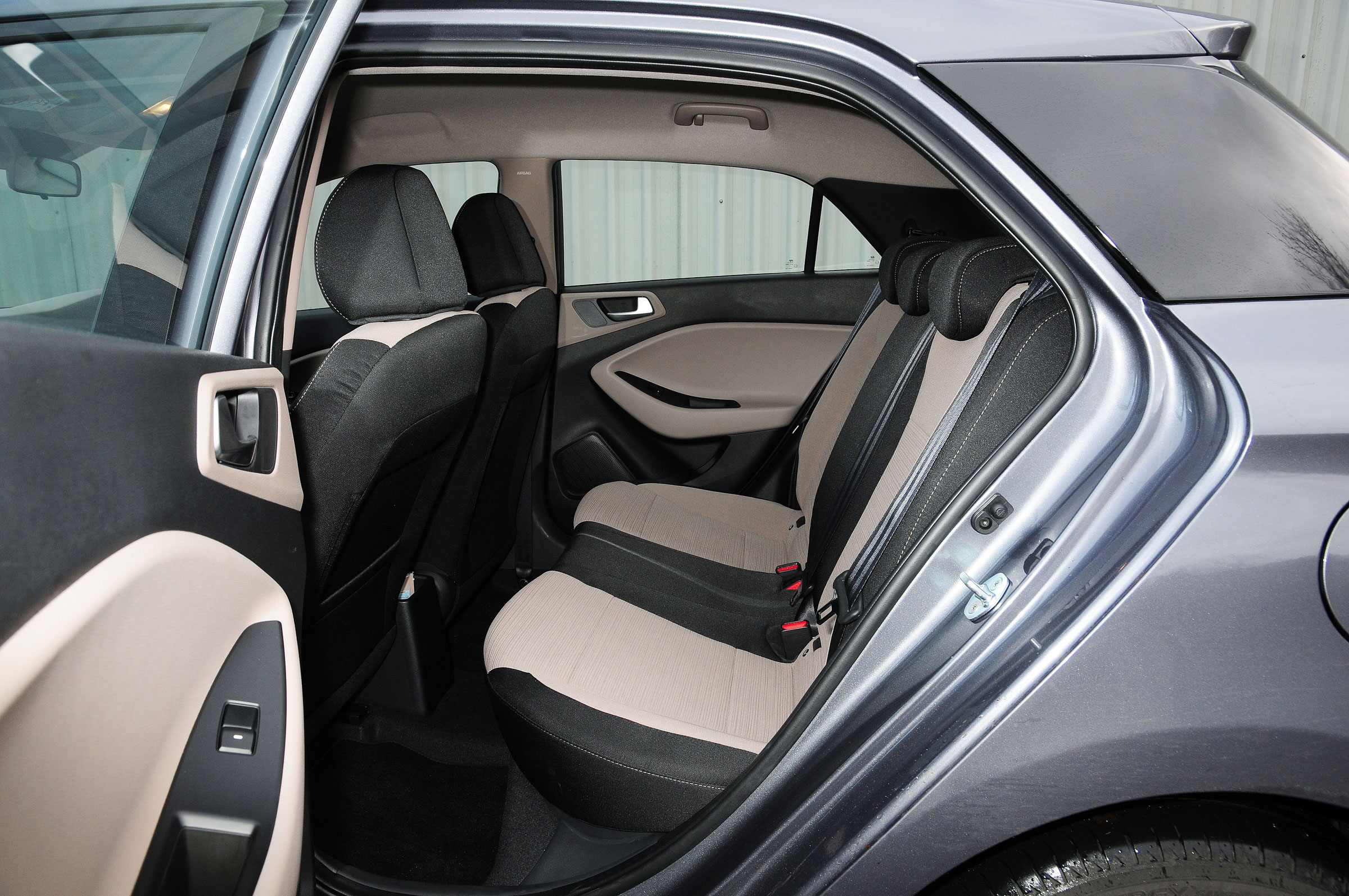 Hyundai i20 - rear seats