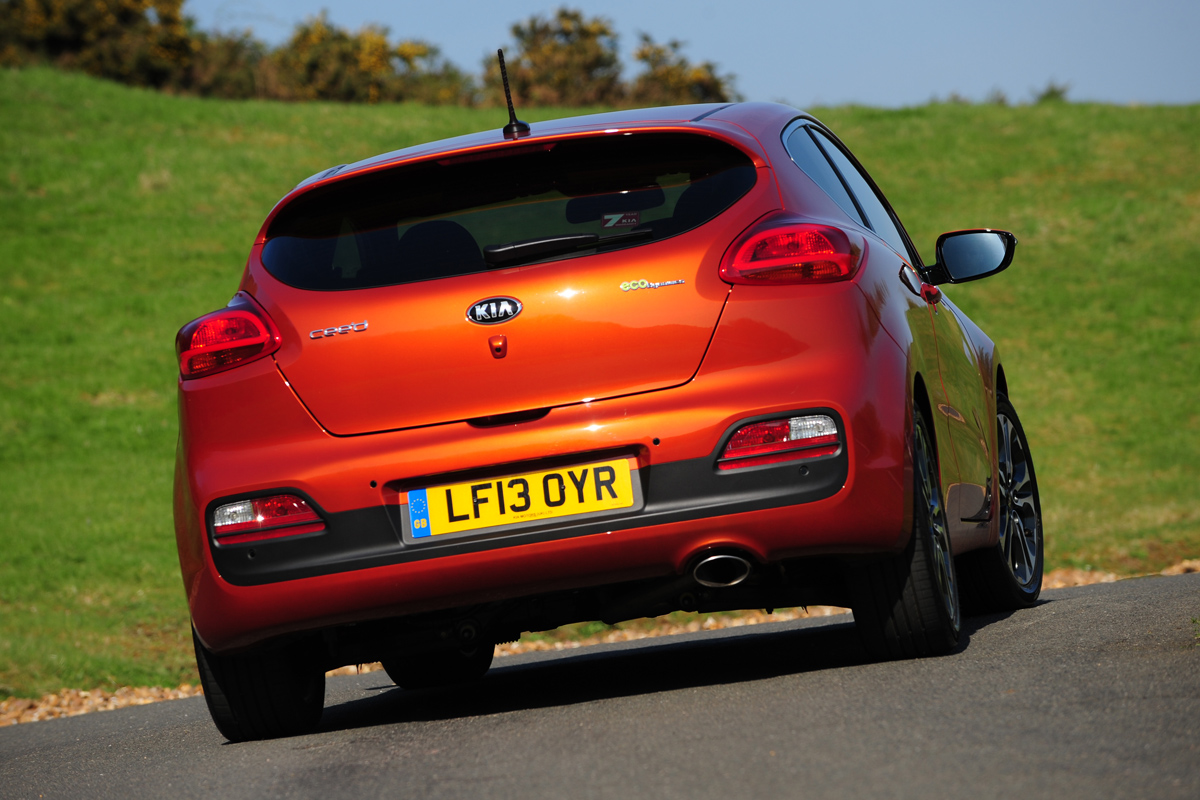 Kia Pro_cee’d 1.6 CRDi rear