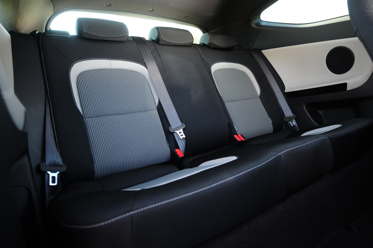 Kia Pro_cee’d 1.6 CRDi seats
