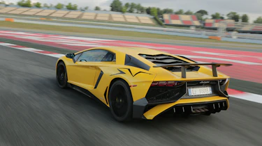 Lamborghini Aventador SV 2015 - rear track