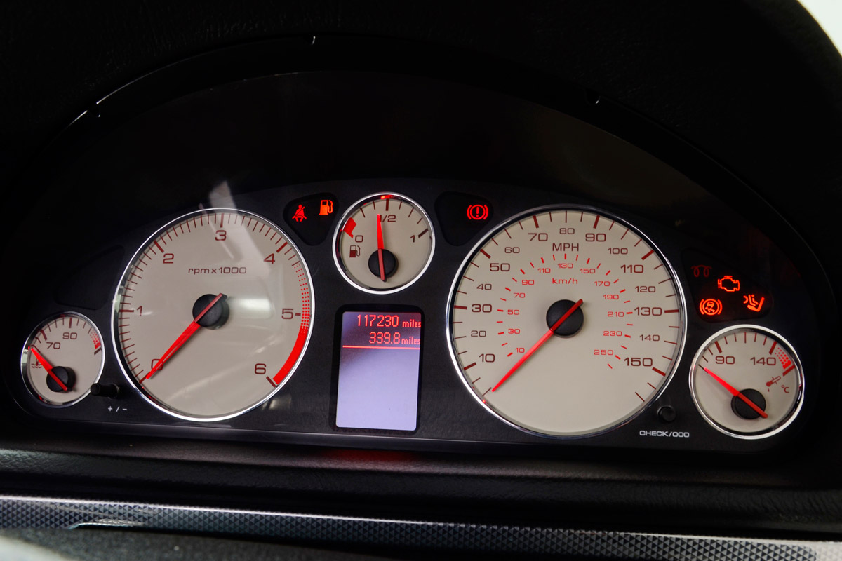 Peugeot 407 dials