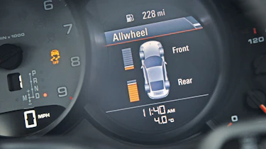 Porsche 911 Carrera 4S interior detail