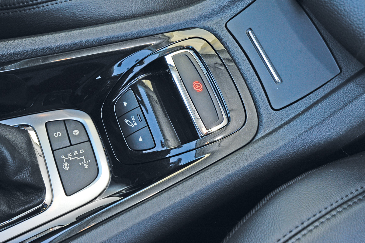 Citroen C5 interior detail