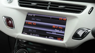 Citroen DS3 interior screen