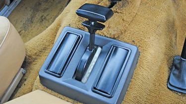 Range Rover MkI gearbox detail