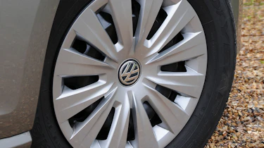 Volkswagen Golf wheel detail