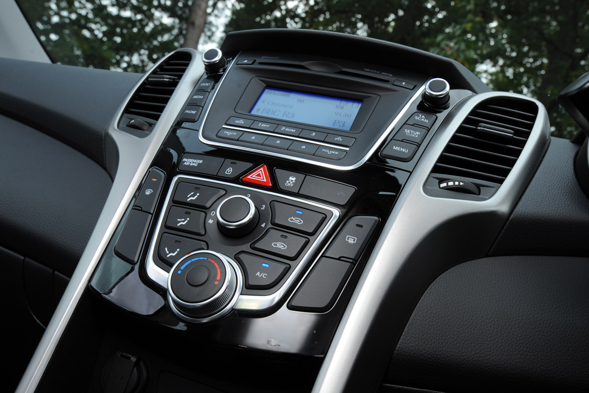 Hyundai i30 Tourer interior detail