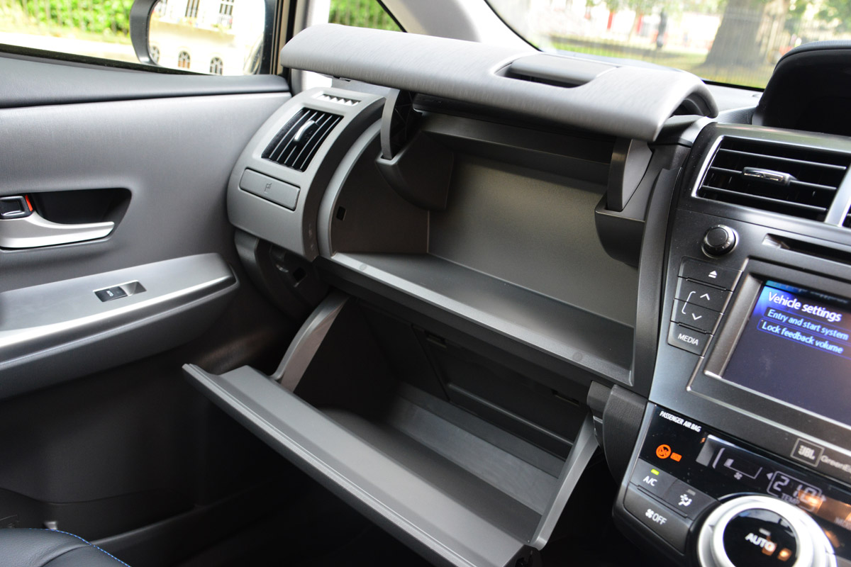 Toyota Prius+ detail