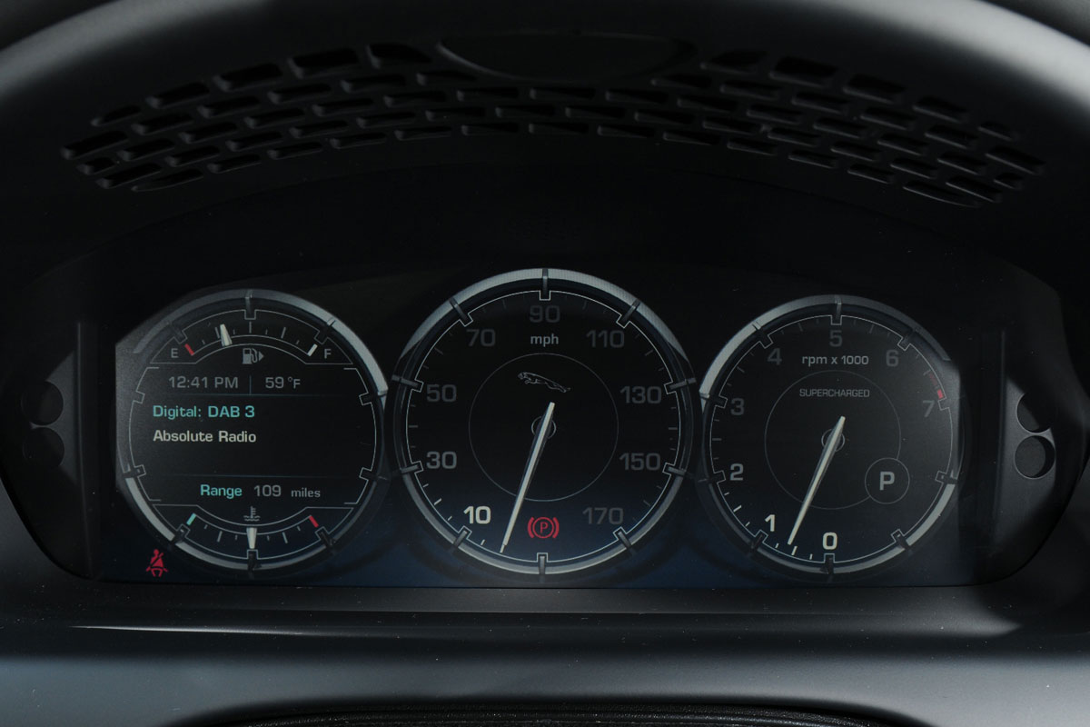 Jaguar XFR Speed Pack dials