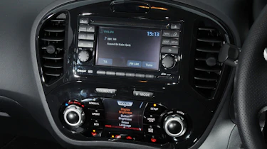 Nissan Juke interior detail