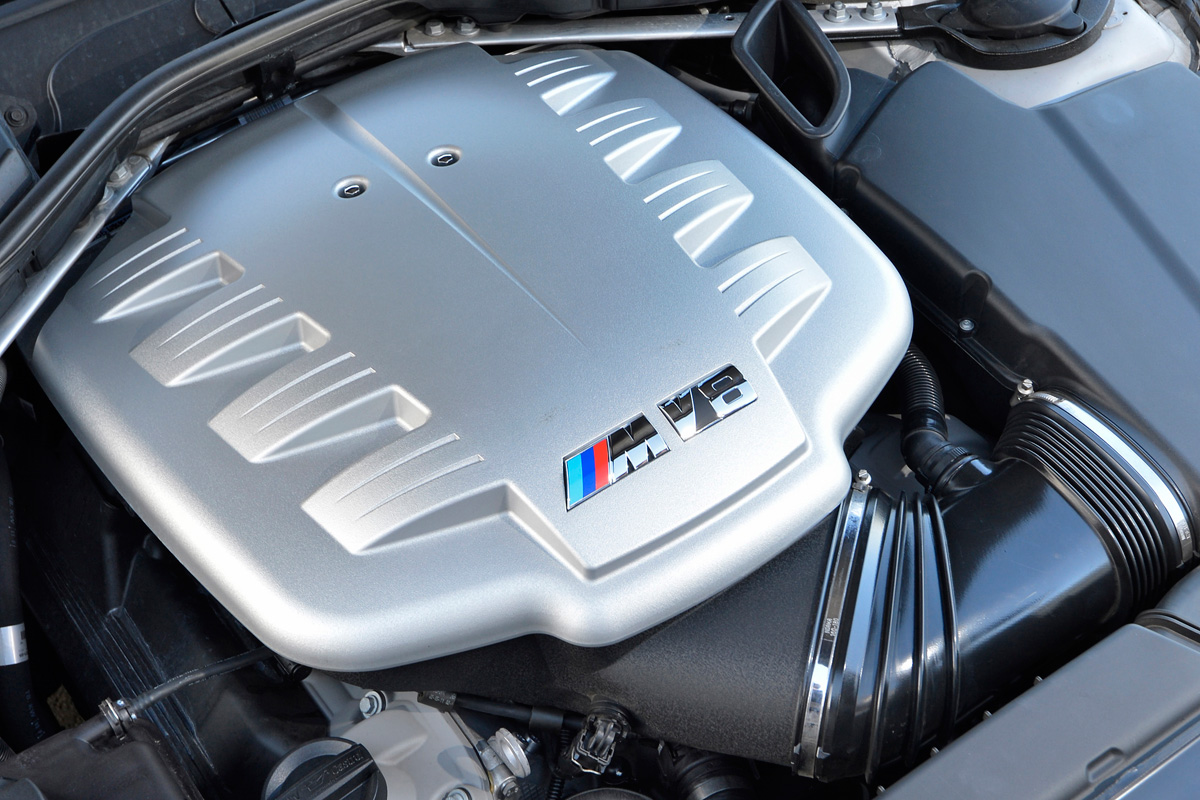 BMW M3 CRT engine