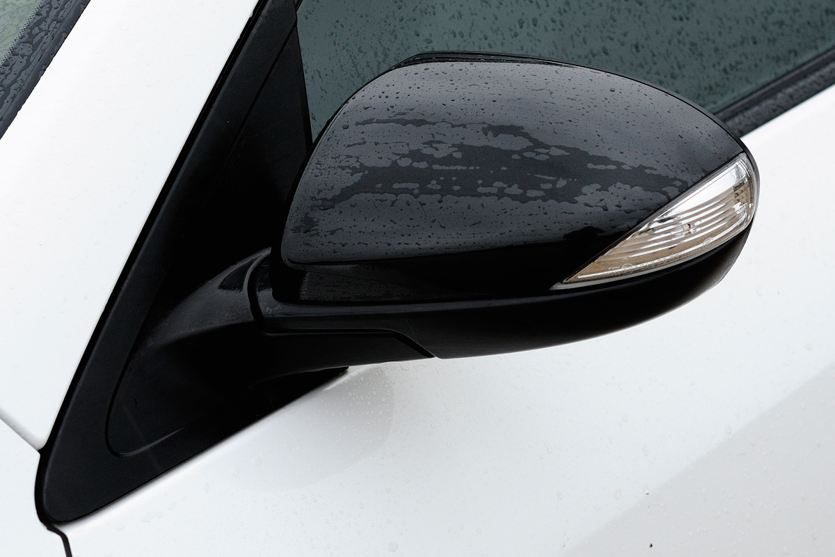 Mazda 3 MPS mirror detail