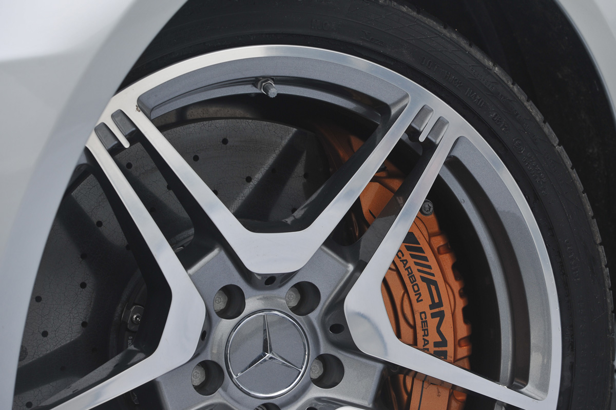 Mercedes CLS 63 AMG Shooting Brake wheel detail