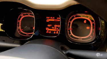 Fiat Panda TwinAir dials