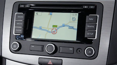Volkswagen Passat Estate screen detail