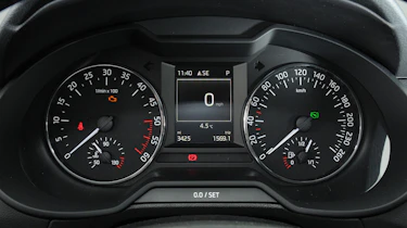 Skoda Octavia dials