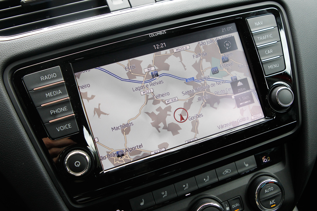 Skoda Octavia sat nav