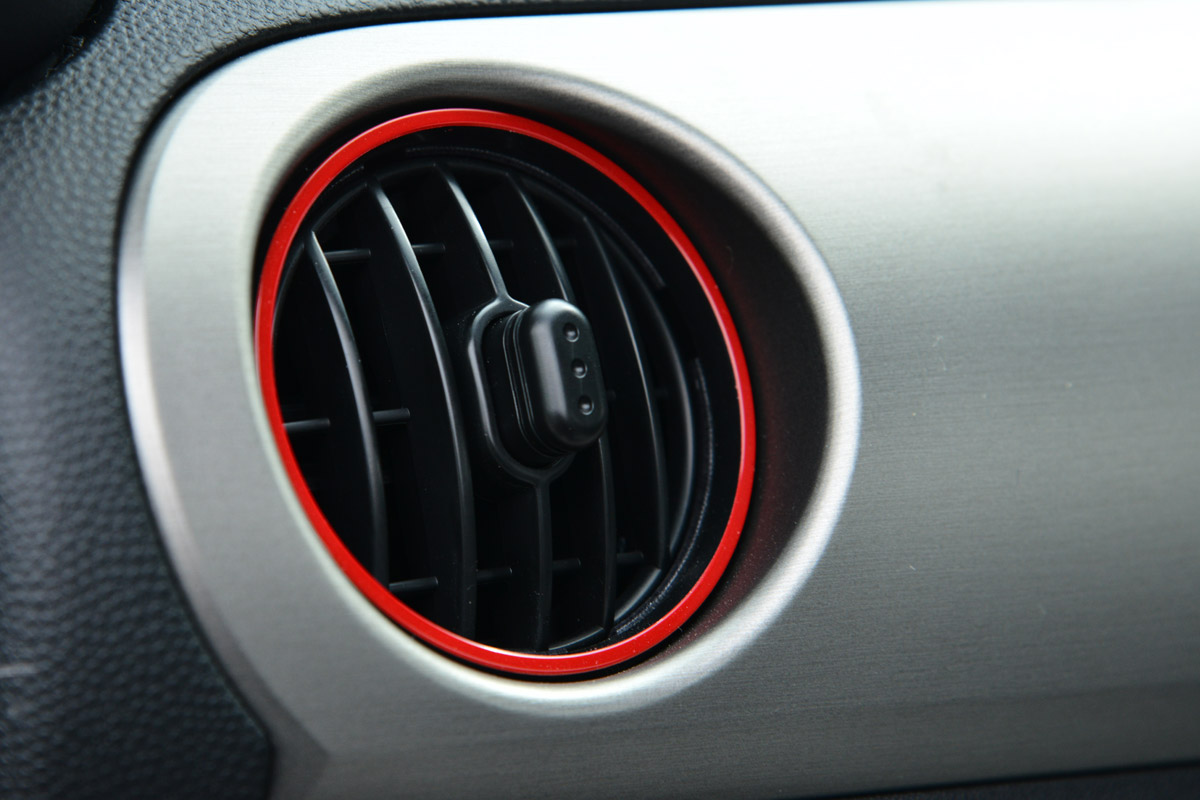 Mazda MX-5 Kuro vent detail
