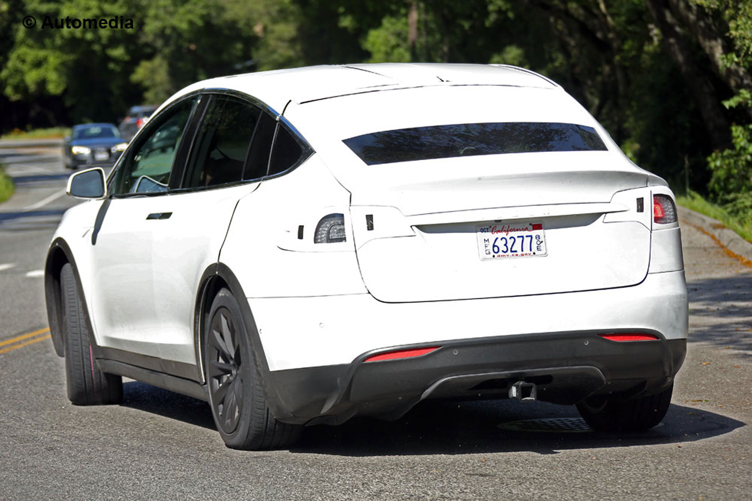Tesla Model X spyshots rear side