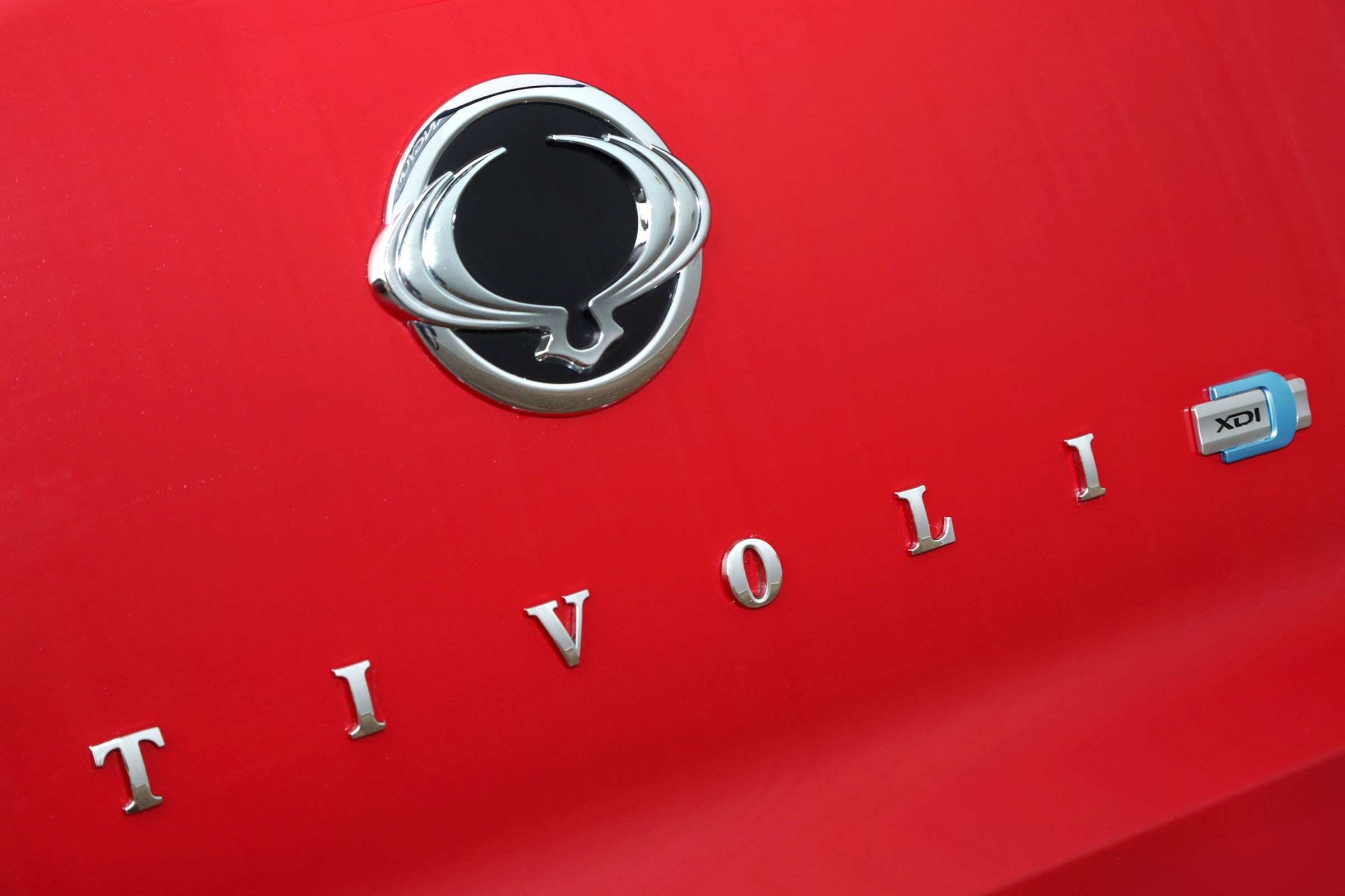 SsangYong Tivoli ELX diesel badge