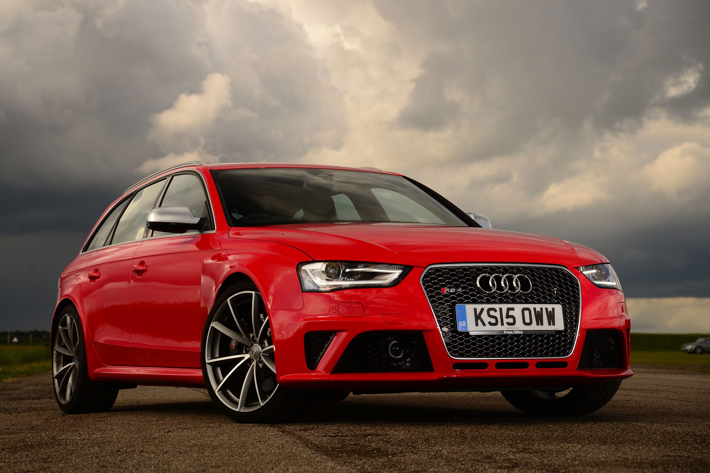 Audi RS4 - front static
