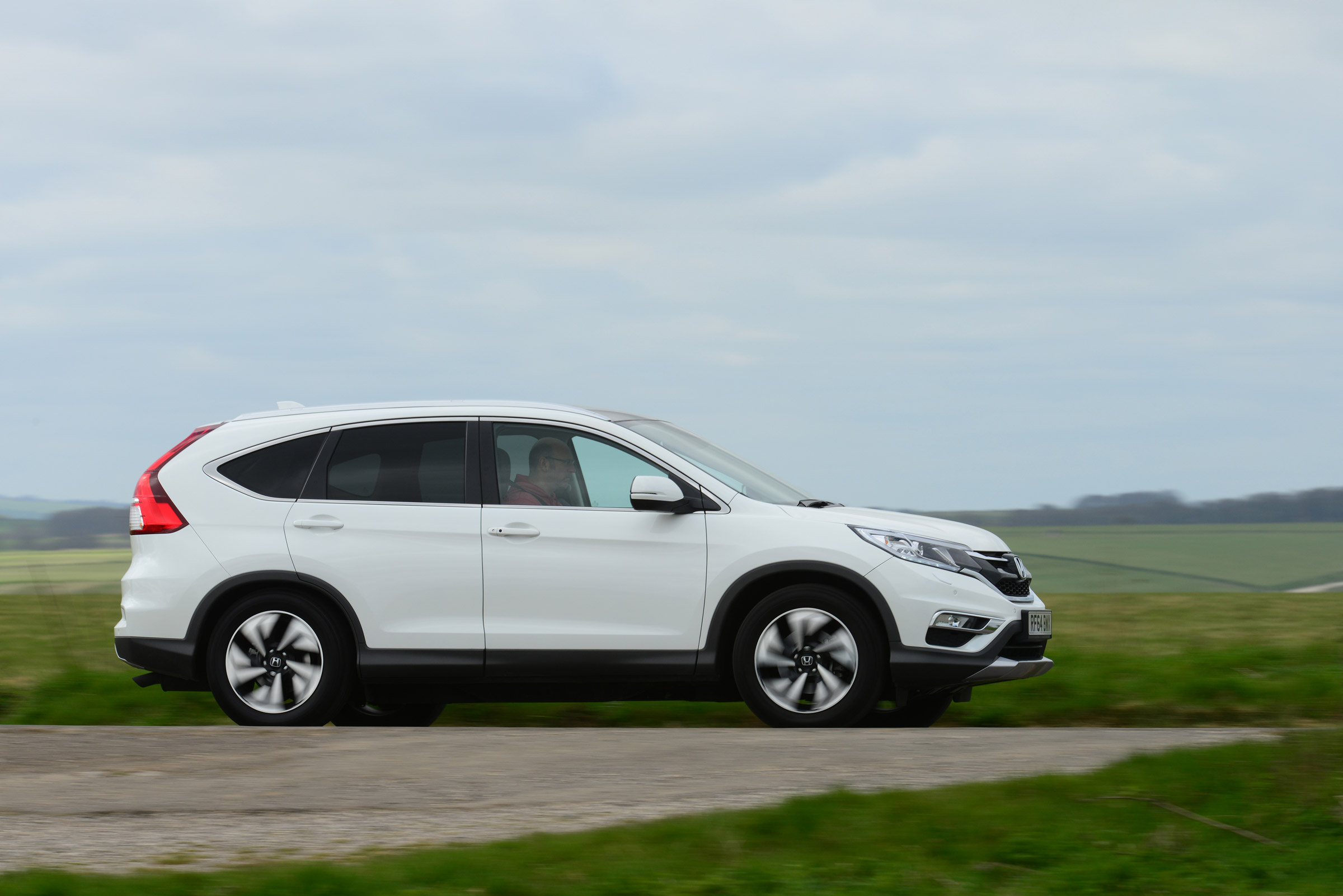 Honda CR-V 1.6 diesel auto side