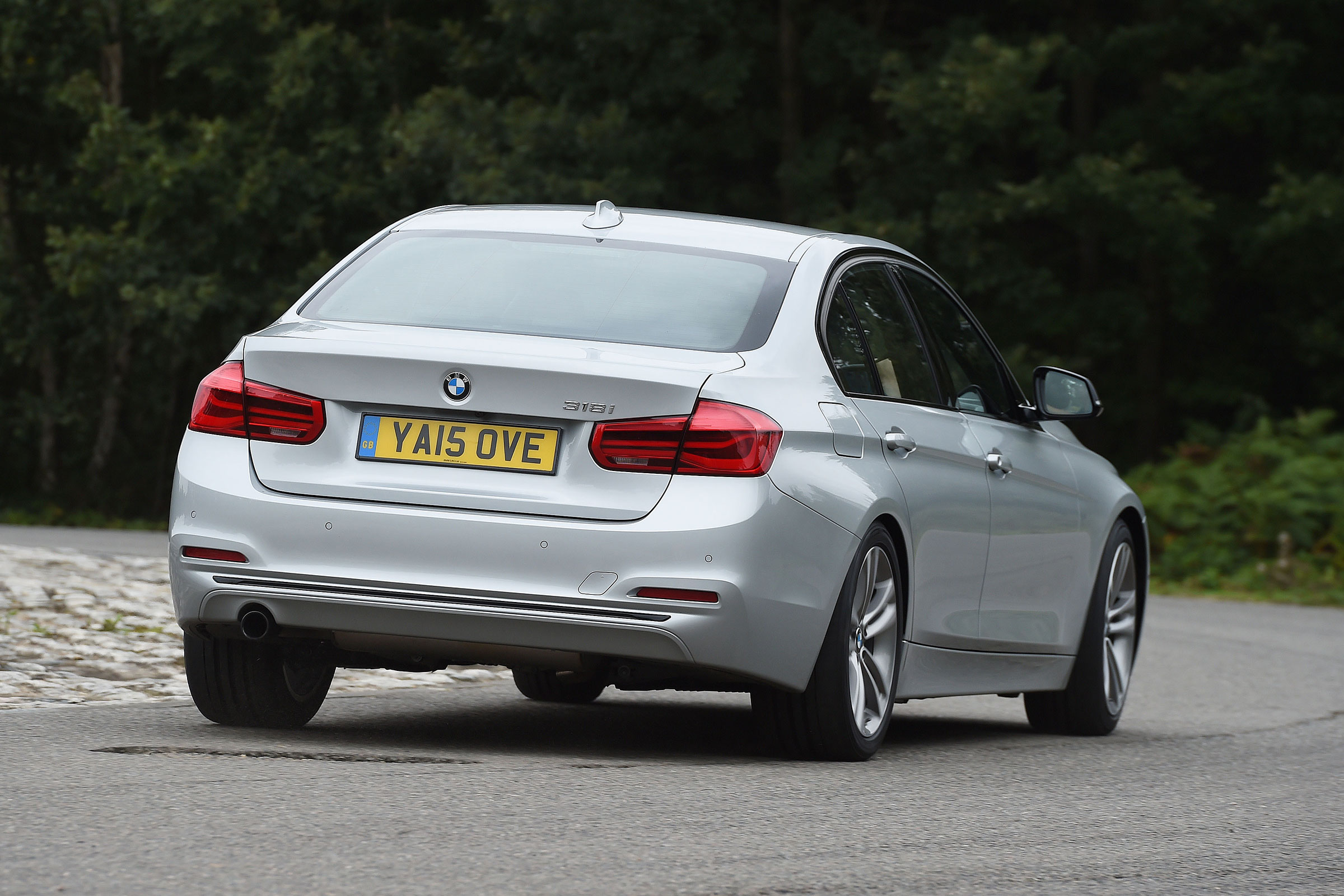 BMW 3 Series - rear cornering