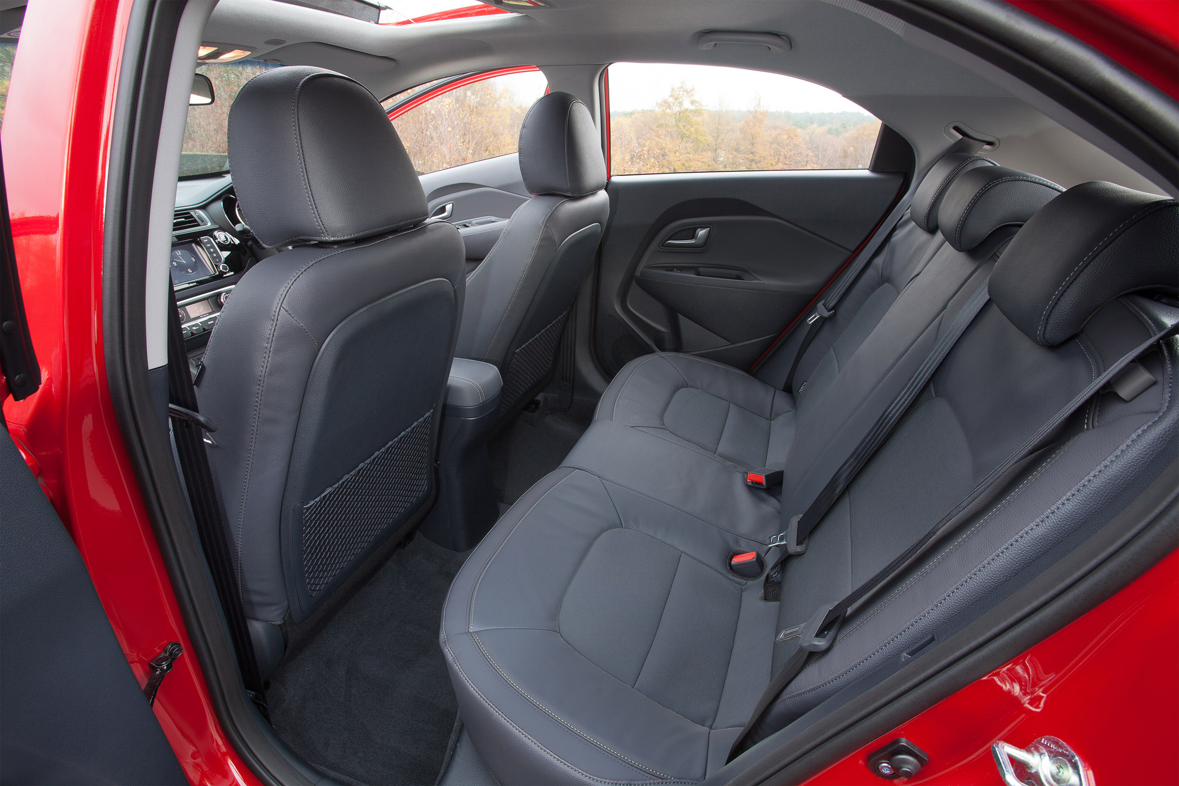 Kia Rio 2015 rear seats
