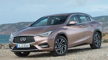 Infiniti Q30