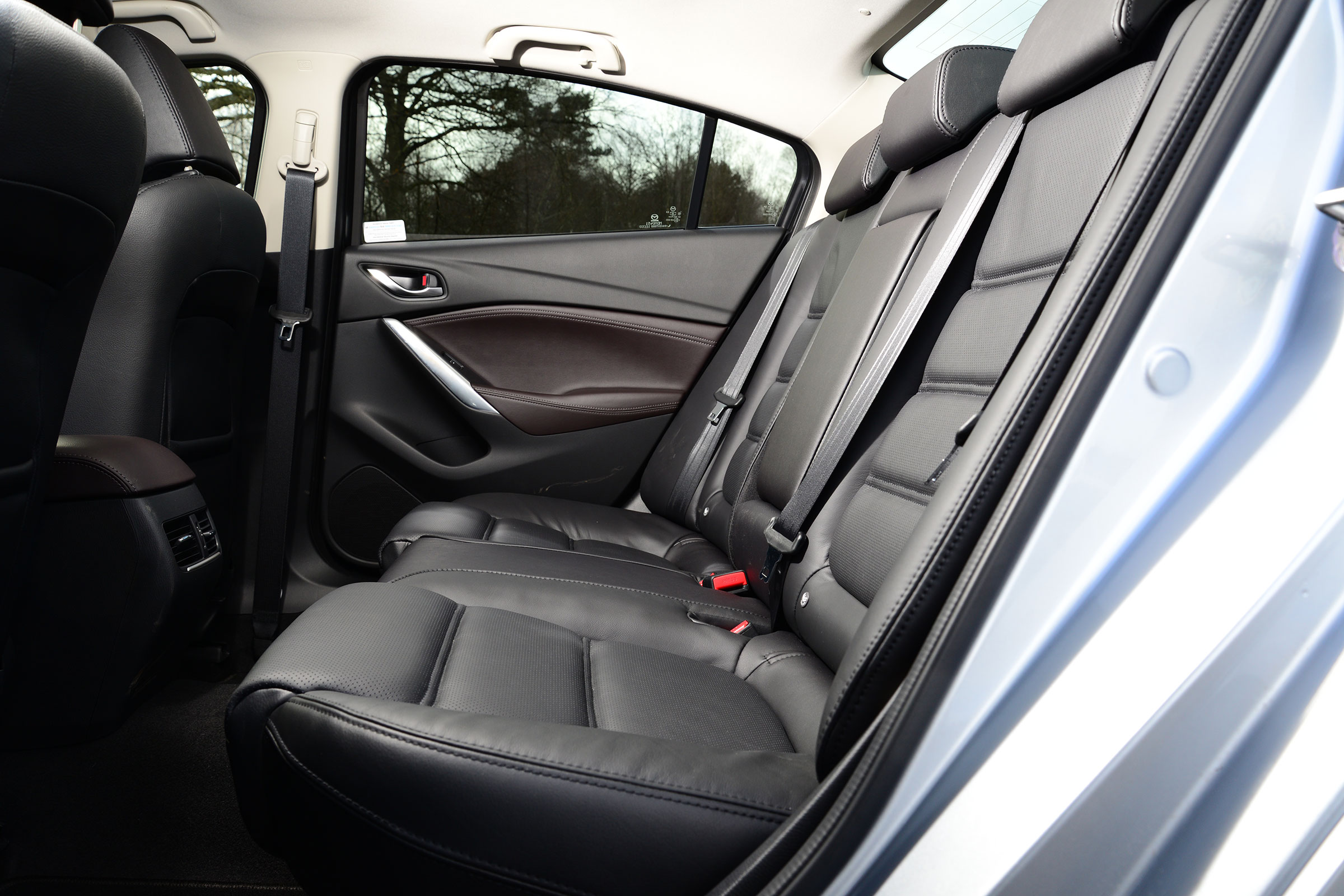 Mazda 6 - rear seats