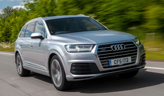 Audi Q7 - front tracking