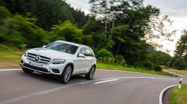 Mercedes GLC 350e - front tracking