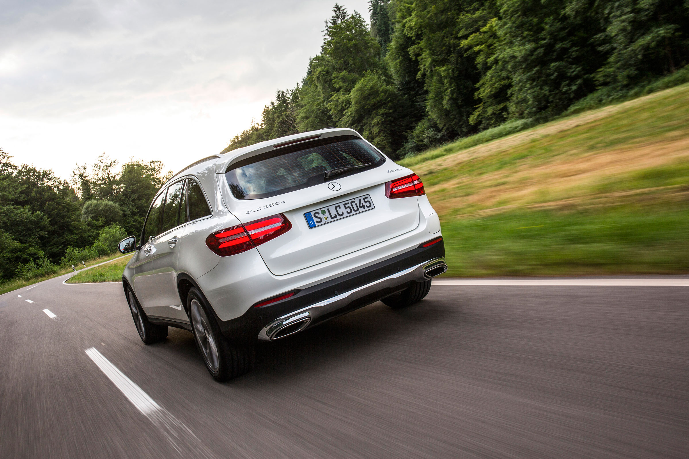 Mercedes GLC 350e - rear tracking
