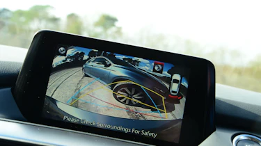 Mazda 6 - screen