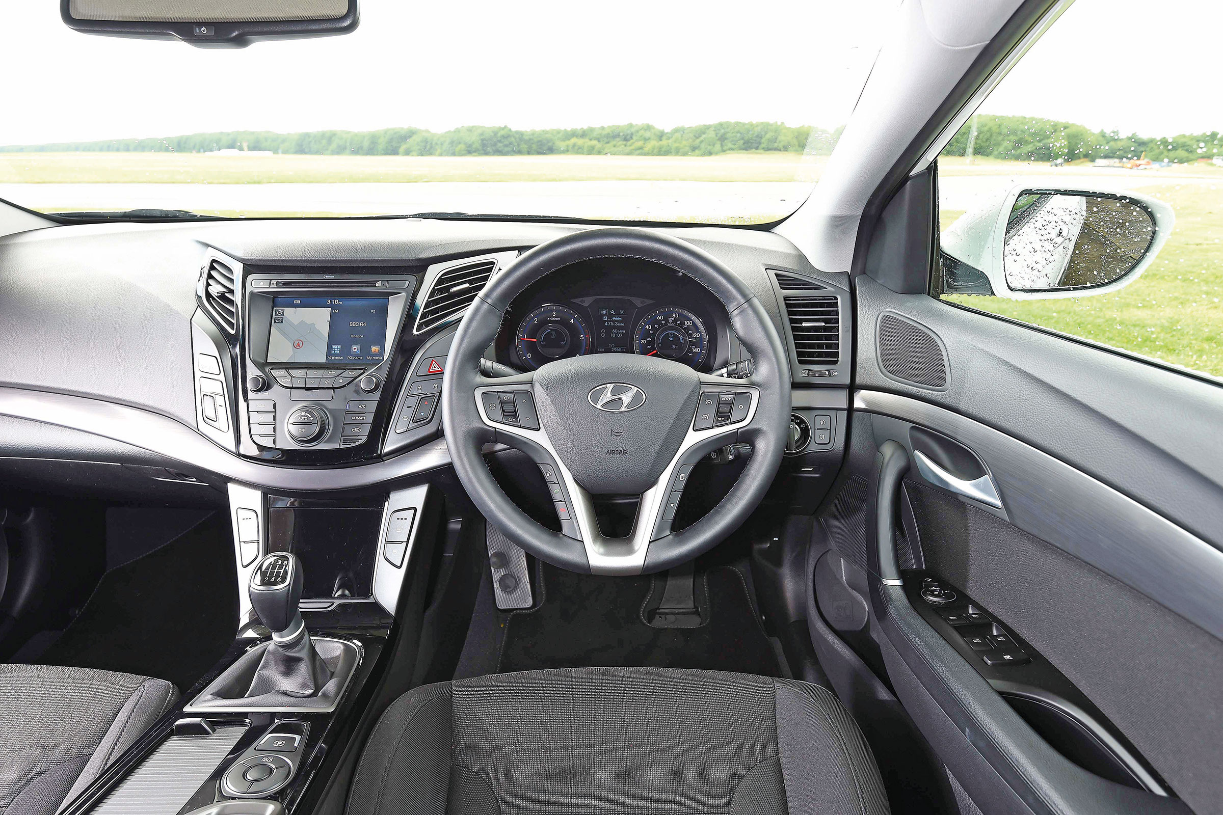 Hyundai i40 - interior