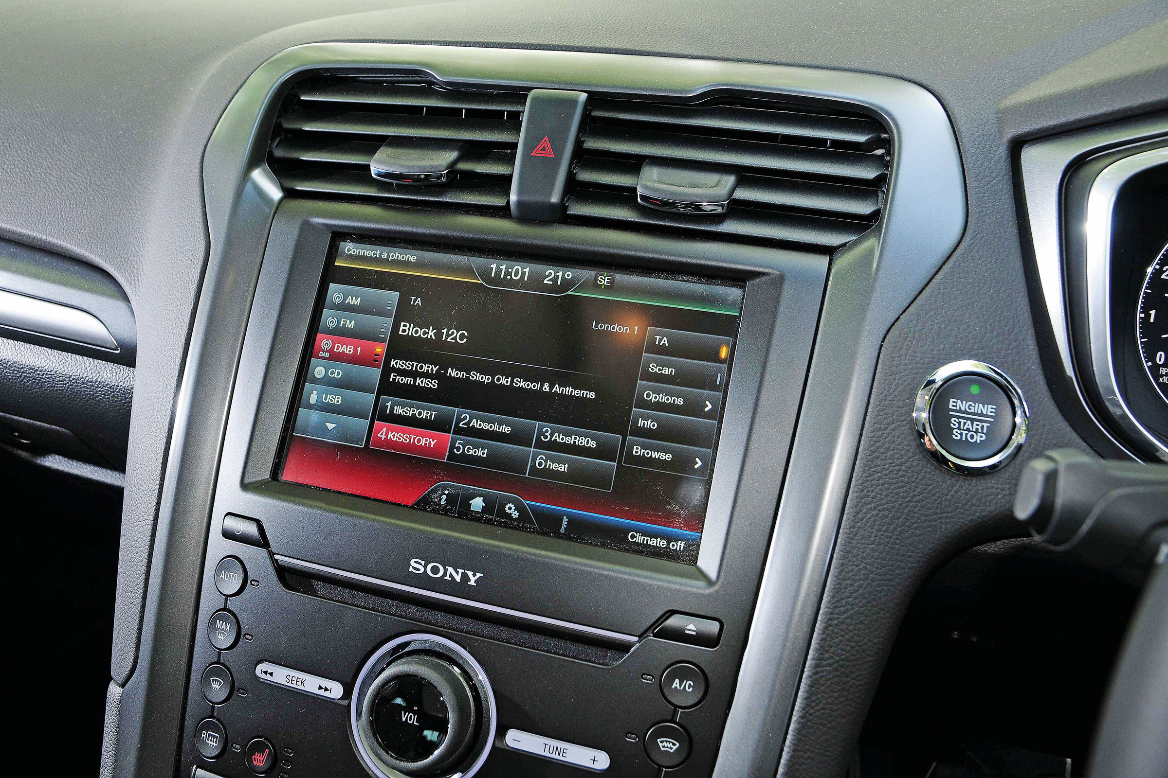Honda Jazz - dials