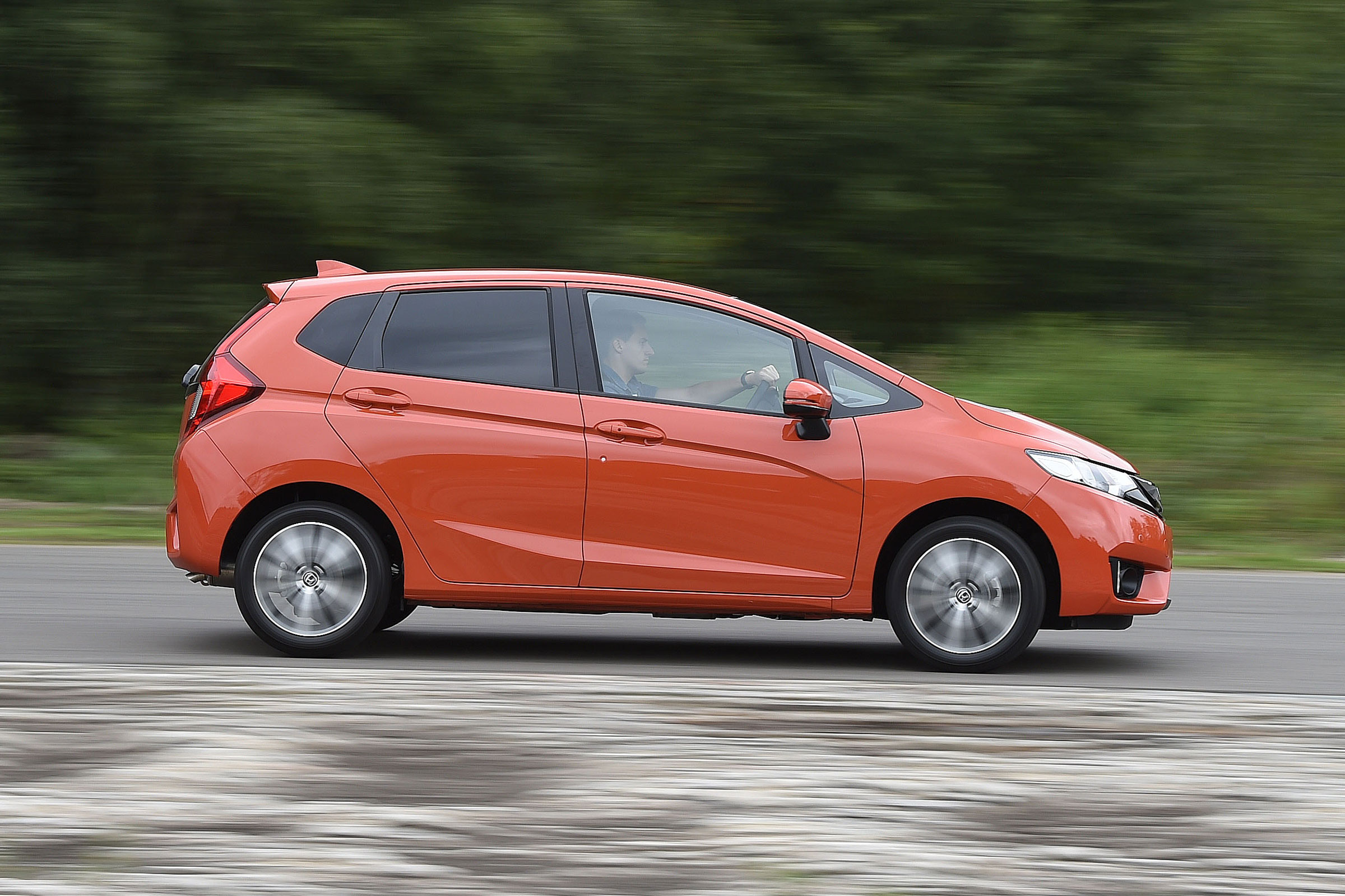 Honda Jazz - side action
