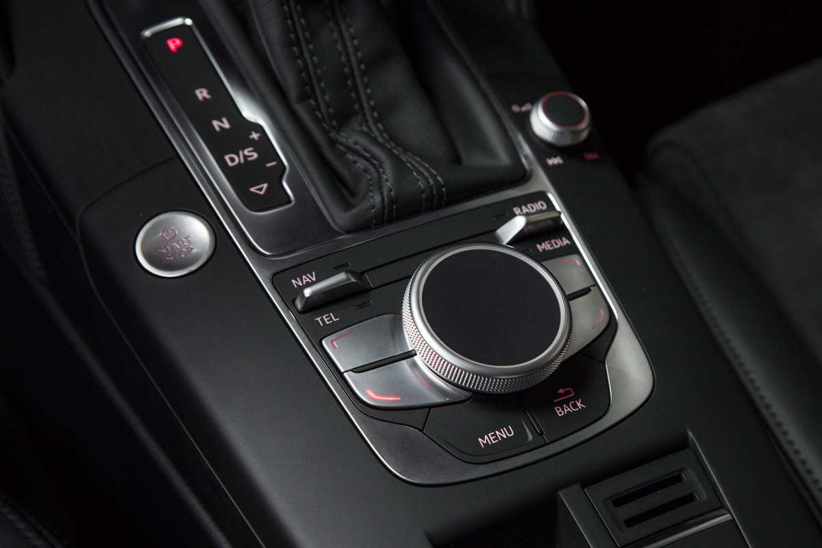 Audi A3 e-tron Sportback centre console