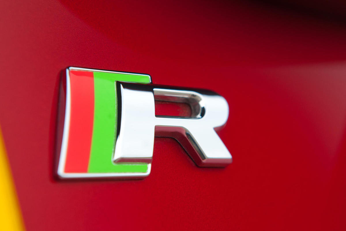 Jaguar XFR badge