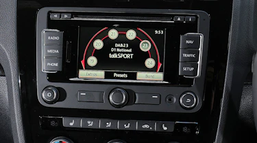 VW Scirocco R-Line - infotainment display