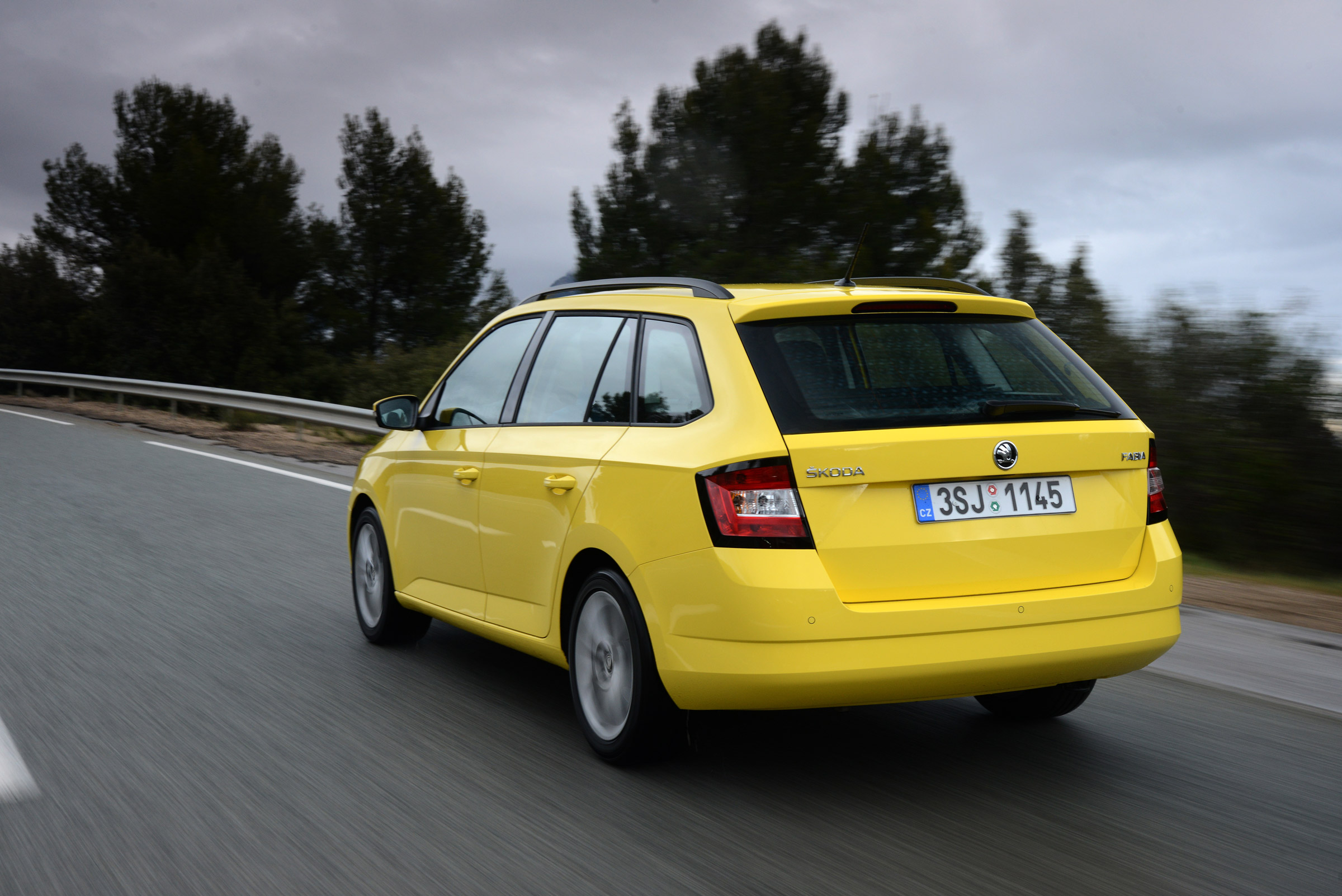 Skoda Fabia Estate 2015 rear
