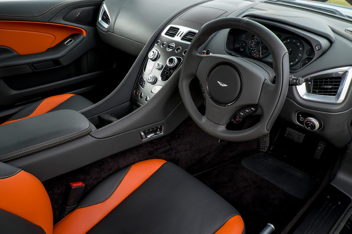 Aston Martin Vanquish 2014 interior