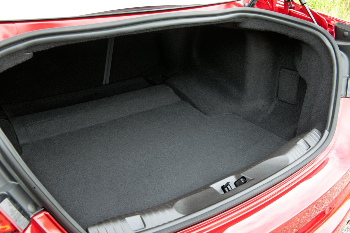 Jaguar XFR boot