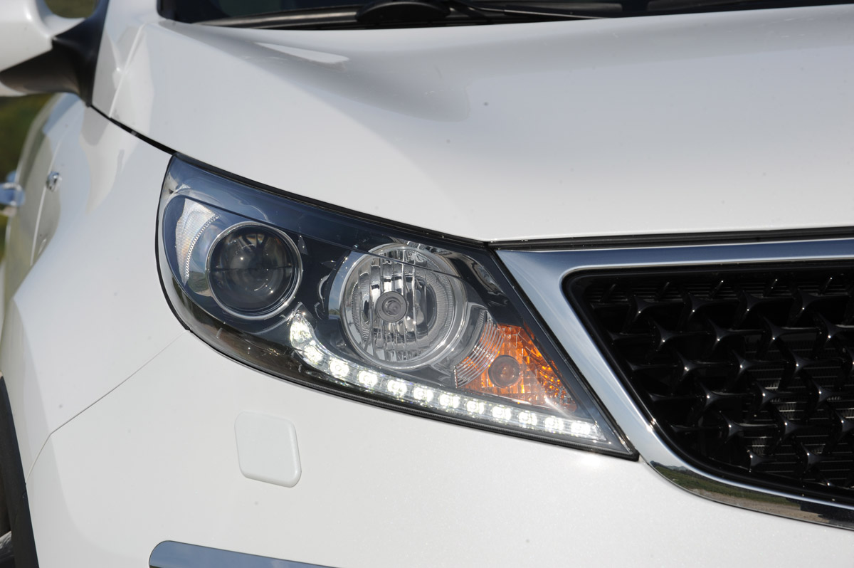 Kia Sportage 2014 light