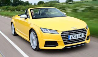 Audi TTS Roadster - front tracking