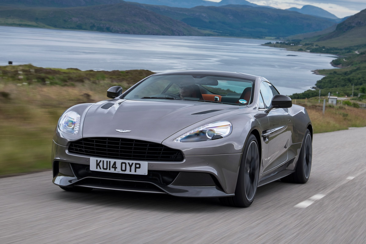 Aston Martin Vanquish 2014 action